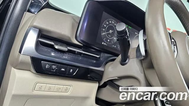 2021 Kia Carnival 4Generation 9-Seater Hi-Limousine Sold VIN KNANE81BBMS061746 – side profile 2021 Kia Carnival 4Generation 9-Seater Hi-Limousine Sold VIN KNANE81BBMS061746 – side profile