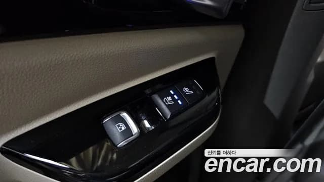 2021 Kia Carnival 4Generation 9-Seater Hi-Limousine Sold VIN KNANE81BBMS062010 – photo 15 2021 Kia Carnival 4Generation 9-Seater Hi-Limousine Sold VIN KNANE81BBMS062010 – photo 15