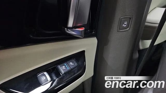 2021 Kia Carnival 4Generation 9-Seater Signature Sold VIN KNANE81BBMS063626 – photo 24 2021 Kia Carnival 4Generation 9-Seater Signature Sold VIN KNANE81BBMS063626 – photo 24