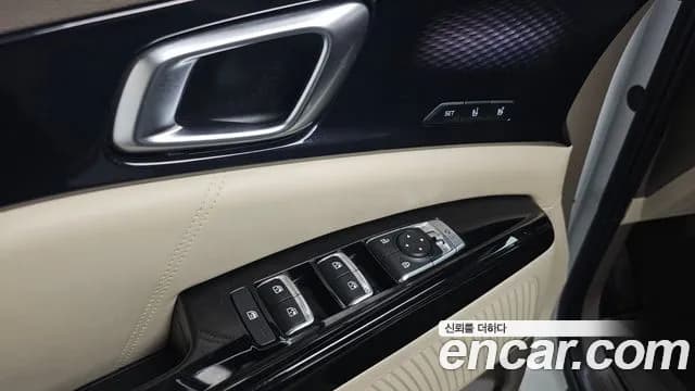 2021 Kia Carnival 4th Gen 9-Seater Signature Sold VIN KNANE81BBMS064836 – photo 17 2021 Kia Carnival 4th Gen 9-Seater Signature Sold VIN KNANE81BBMS064836 – photo 17