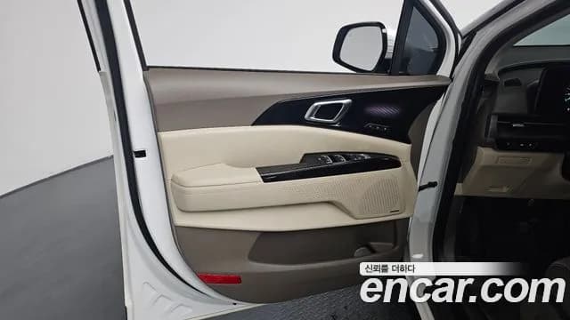 2021 Kia Carnival 4th Gen 9-Seater Signature Sold VIN KNANE81BBMS064836 – photo 30 2021 Kia Carnival 4th Gen 9-Seater Signature Sold VIN KNANE81BBMS064836 – photo 30