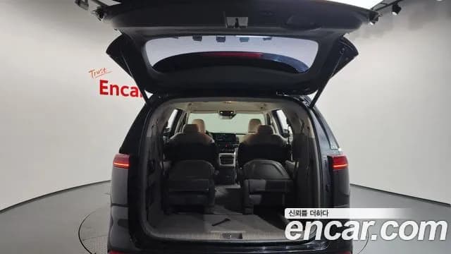 2021 Kia Carnival 4Generation 9-Seater Signature Sold VIN KNANE81BBMS065534 – rear exterior 2021 Kia Carnival 4Generation 9-Seater Signature Sold VIN KNANE81BBMS065534 – rear exterior