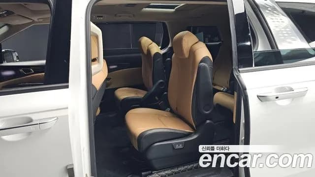 2021 Kia Carnival 4Generation 9-Seater Signature Sold VIN KNANE81BBMS067389 – photo 12 2021 Kia Carnival 4Generation 9-Seater Signature Sold VIN KNANE81BBMS067389 – photo 12