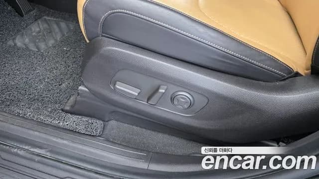 2021 Kia Carnival 4Generation 9-Seater Signature Sold VIN KNANE81BBMS075444 – photo 11 2021 Kia Carnival 4Generation 9-Seater Signature Sold VIN KNANE81BBMS075444 – photo 11