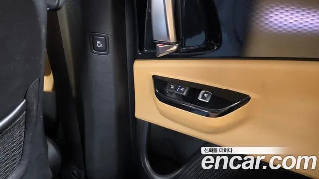 2021 Kia Carnival 4Generation 9-Seater Signature Sold VIN KNANE81BBMS075444 – photo 21 2021 Kia Carnival 4Generation 9-Seater Signature Sold VIN KNANE81BBMS075444 – photo 21