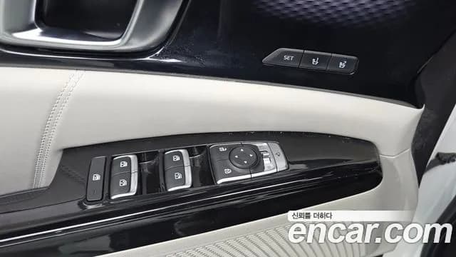 2021 Kia Carnival 4th Gen 9-Seater Signature Sold VIN KNANE81BBMS088512 – exterior detail 2021 Kia Carnival 4th Gen 9-Seater Signature Sold VIN KNANE81BBMS088512 – exterior detail