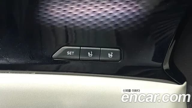 2021 Kia Carnival 4th Gen 9-Seater Signature Sold VIN KNANE81BBMS088512 – photo 14 2021 Kia Carnival 4th Gen 9-Seater Signature Sold VIN KNANE81BBMS088512 – photo 14
