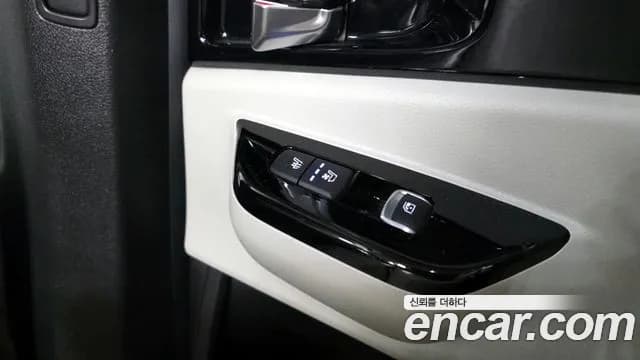 2021 Kia Carnival 4Generation 7-Seater Signature Sold VIN KNANE81BBMS098874 – rear exterior 2021 Kia Carnival 4Generation 7-Seater Signature Sold VIN KNANE81BBMS098874 – rear exterior