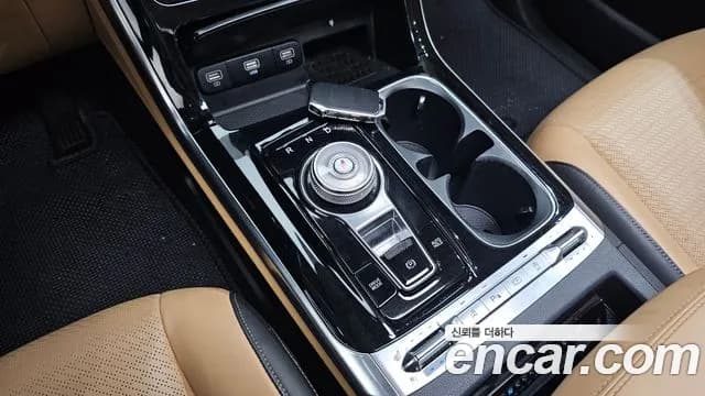 2021 Kia Carnival 4Generation 9-Seater Signature Sold VIN KNANE81BBMS100338 – exterior detail 2021 Kia Carnival 4Generation 9-Seater Signature Sold VIN KNANE81BBMS100338 – exterior detail