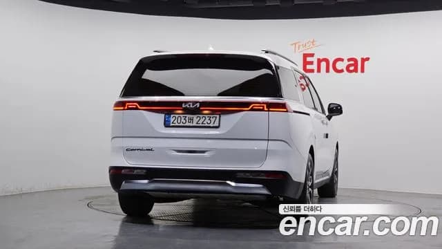 2021 Kia Carnival 4Generation 9-Seater Signature Sold VIN KNANE81BBMS101276 – interior seats 2021 Kia Carnival 4Generation 9-Seater Signature Sold VIN KNANE81BBMS101276 – interior seats