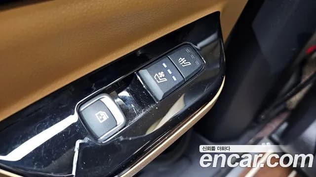 2021 Kia Carnival 4Generation 9-Seater Signature Sold VIN KNANE81BBMS103139 – side profile 2021 Kia Carnival 4Generation 9-Seater Signature Sold VIN KNANE81BBMS103139 – side profile