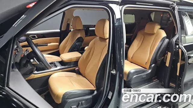 2021 Kia Carnival 4Generation 9-Seater Signature Sold VIN KNANE81BBMS103139 – exterior detail 2021 Kia Carnival 4Generation 9-Seater Signature Sold VIN KNANE81BBMS103139 – exterior detail