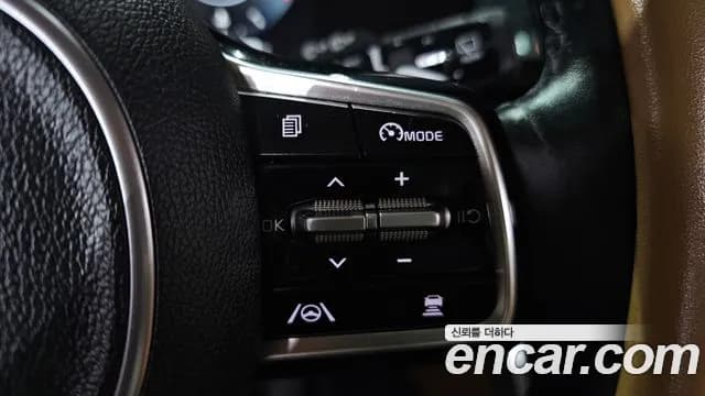 2021 Kia Carnival 4Generation 9-Seater Signature Sold VIN KNANE81BBMS106500 – photo 16 2021 Kia Carnival 4Generation 9-Seater Signature Sold VIN KNANE81BBMS106500 – photo 16