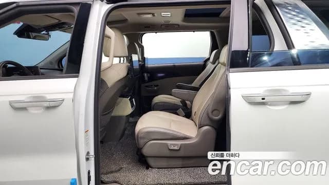 2021 Kia Carnival 4th Gen 9-Seater Signature Sold VIN KNANE81BBMS128164 – photo 17 2021 Kia Carnival 4th Gen 9-Seater Signature Sold VIN KNANE81BBMS128164 – photo 17