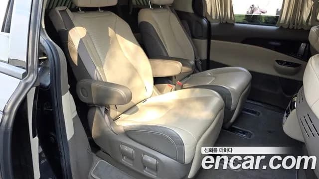 2022 Kia Carnival 4Generation 7-Seater Hi-Limousine Sold VIN KNANE81BBNS151281 – interior seats 2022 Kia Carnival 4Generation 7-Seater Hi-Limousine Sold VIN KNANE81BBNS151281 – interior seats