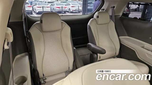 2022 Kia Carnival 4Generation 9-Seater Signature Sold VIN KNANE81BBNS163298 – photo 12 2022 Kia Carnival 4Generation 9-Seater Signature Sold VIN KNANE81BBNS163298 – photo 12