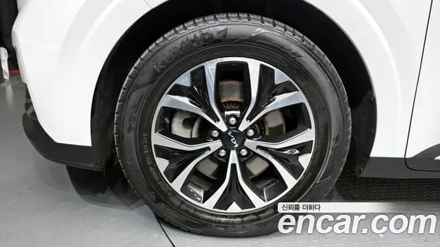 2022 Kia Carnival 4Generation 9-Seater Signature Sold VIN KNANE81BBNS166342 – rear exterior 2022 Kia Carnival 4Generation 9-Seater Signature Sold VIN KNANE81BBNS166342 – rear exterior