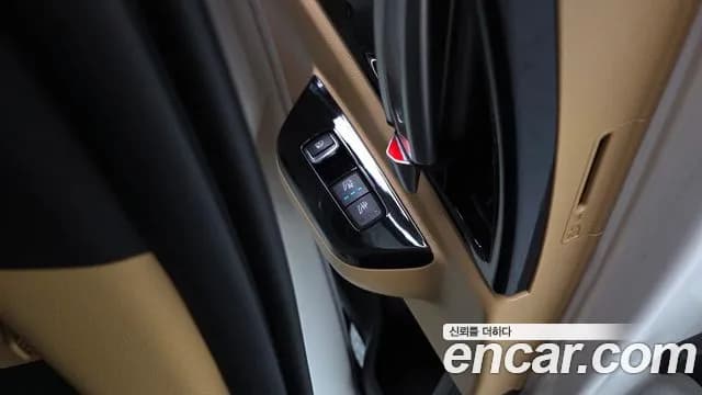 2022 Kia Carnival 4Generation 9-Seater Signature Sold VIN KNANE81BBNS176648 – exterior detail 2022 Kia Carnival 4Generation 9-Seater Signature Sold VIN KNANE81BBNS176648 – exterior detail