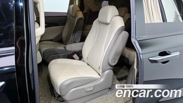 2022 Kia Carnival 4Generation 9-Seater Hi-Limousine Sold VIN KNANE81BBNS182640 – photo 11 2022 Kia Carnival 4Generation 9-Seater Hi-Limousine Sold VIN KNANE81BBNS182640 – photo 11
