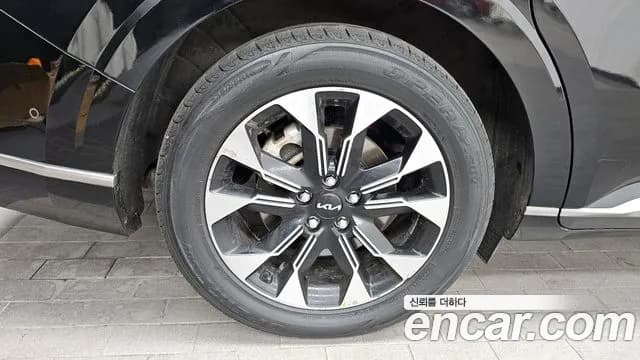 2023 Kia Carnival 4Generation 9-Seater Hi-Limousine Sold VIN KNANE81BBPS217352 – photo 14 2023 Kia Carnival 4Generation 9-Seater Hi-Limousine Sold VIN KNANE81BBPS217352 – photo 14