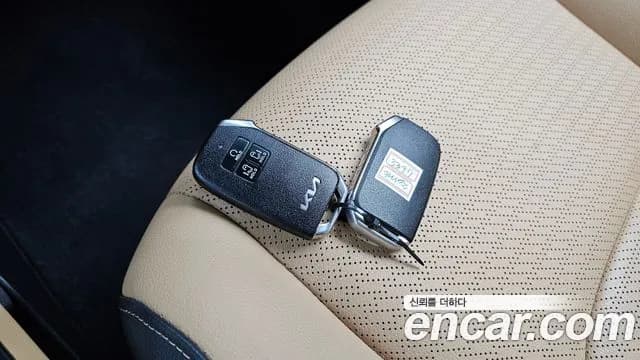 2023 Kia Carnival 4Generation 9-Seater Signature Sold VIN KNANE81BBPS217443 – photo 25 2023 Kia Carnival 4Generation 9-Seater Signature Sold VIN KNANE81BBPS217443 – photo 25