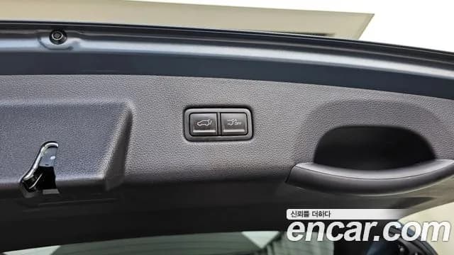 2023 Kia Carnival 4Generation 9-Seater Signature Sold VIN KNANE81BBPS217443 – photo 35 2023 Kia Carnival 4Generation 9-Seater Signature Sold VIN KNANE81BBPS217443 – photo 35