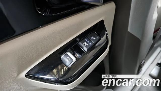 2023 Kia Carnival 4Generation 7-Seater Hi-Limousine Sold VIN KNANE81BBPS233252 – side profile 2023 Kia Carnival 4Generation 7-Seater Hi-Limousine Sold VIN KNANE81BBPS233252 – side profile