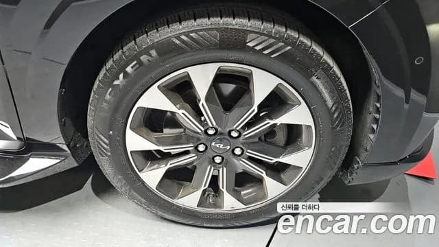 2023 Kia Carnival 4Generation 7-Seater Hi-Limousine Sold VIN KNANE81BBPS233252 – undercarriage 2023 Kia Carnival 4Generation 7-Seater Hi-Limousine Sold VIN KNANE81BBPS233252 – undercarriage