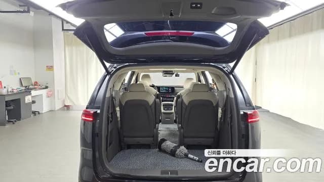 2023 Kia Carnival 4th Gen 9-Seater Signature Sold VIN KNANE81BBPS241313 – exterior detail 2023 Kia Carnival 4th Gen 9-Seater Signature Sold VIN KNANE81BBPS241313 – exterior detail