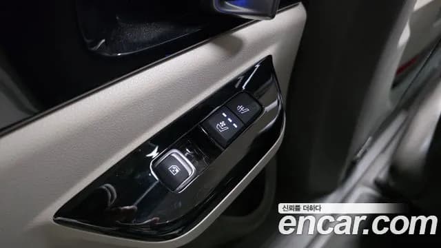 2023 Kia Carnival 4Generation 9-Seater Signature Sold VIN KNANE81BBPS246840 – photo 24 2023 Kia Carnival 4Generation 9-Seater Signature Sold VIN KNANE81BBPS246840 – photo 24