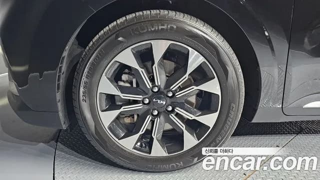 2023 Kia Carnival 4Generation 9-Seater Signature Sold VIN KNANE81BBPS274346 – photo 19 2023 Kia Carnival 4Generation 9-Seater Signature Sold VIN KNANE81BBPS274346 – photo 19