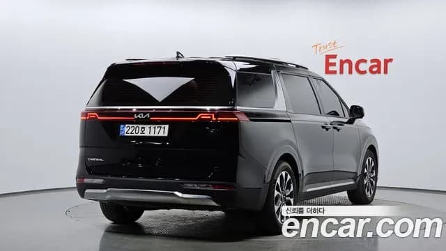 2023 Kia Carnival 4Generation 9-Seater Signature Sold VIN KNANE81BBPS286393 – exterior detail 2023 Kia Carnival 4Generation 9-Seater Signature Sold VIN KNANE81BBPS286393 – exterior detail