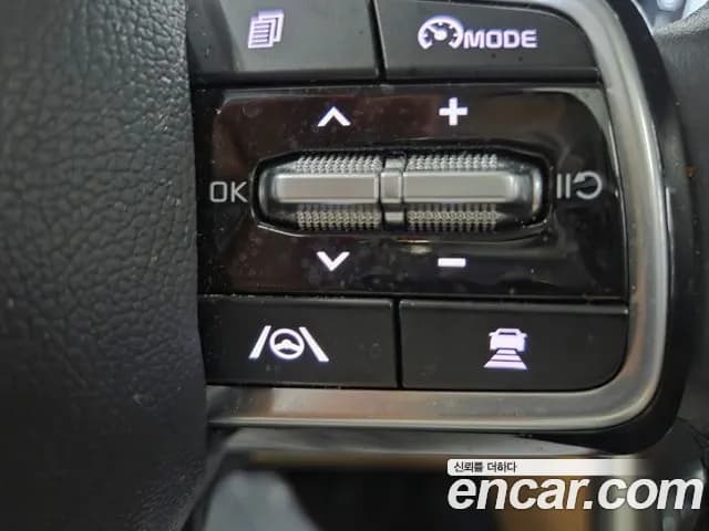 2023 Kia Carnival 4Generation 9-Seater Signature Sold VIN KNANE81BBPS302182 – front exterior 2023 Kia Carnival 4Generation 9-Seater Signature Sold VIN KNANE81BBPS302182 – front exterior