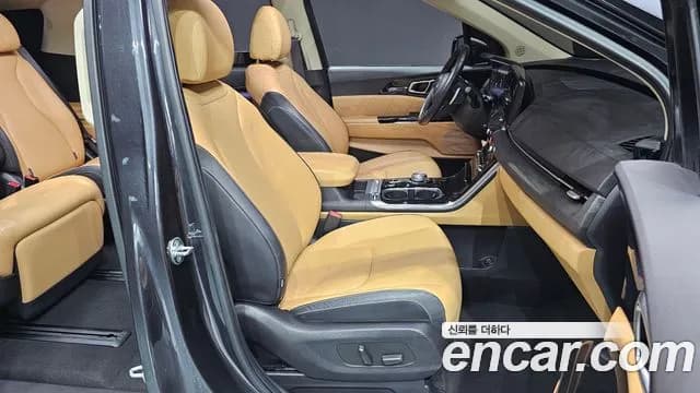2023 Kia Carnival 4th Gen 7-Seater Signature Sold VIN KNANE81BBPS321399 – rear exterior 2023 Kia Carnival 4th Gen 7-Seater Signature Sold VIN KNANE81BBPS321399 – rear exterior
