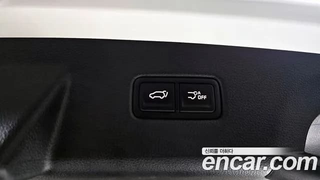 2023 Kia Carnival 4th Gen 9-Seater Signature Sold VIN KNANE81BBPS326946 – exterior detail 2023 Kia Carnival 4th Gen 9-Seater Signature Sold VIN KNANE81BBPS326946 – exterior detail