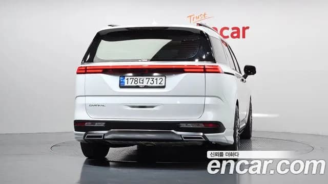 2023 Kia Carnival 4th Gen 9-Seater Signature Sold VIN KNANE81BBPS326946 – photo 11 2023 Kia Carnival 4th Gen 9-Seater Signature Sold VIN KNANE81BBPS326946 – photo 11