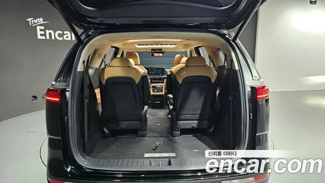 2023 Kia Carnival 4th Gen 9-Seater Signature Sold VIN KNANE81BBPS327592 – exterior detail 2023 Kia Carnival 4th Gen 9-Seater Signature Sold VIN KNANE81BBPS327592 – exterior detail