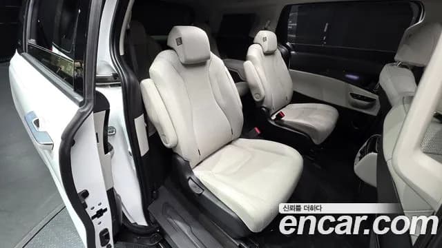 2023 Kia Carnival 4Generation 9-Seater Signature Sold VIN KNANE81BBPS329307 – rear exterior 2023 Kia Carnival 4Generation 9-Seater Signature Sold VIN KNANE81BBPS329307 – rear exterior