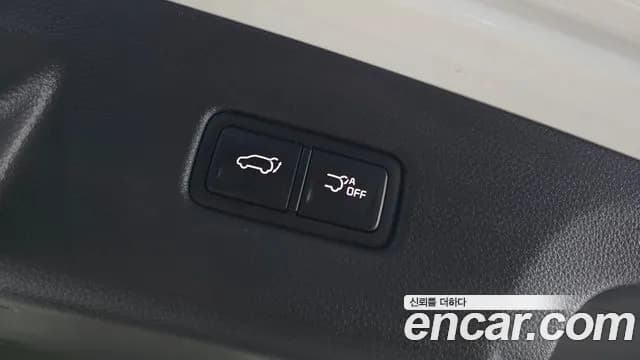 2023 Kia Carnival 4Generation 9-Seater Signature Sold VIN KNANE81BBPS329307 – trunk area 2023 Kia Carnival 4Generation 9-Seater Signature Sold VIN KNANE81BBPS329307 – trunk area