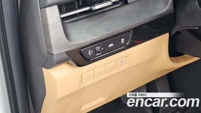 2023 Kia Carnival 4Generation 7-Seater Signature Sold VIN KNANE81BBPS336590 – photo 32 2023 Kia Carnival 4Generation 7-Seater Signature Sold VIN KNANE81BBPS336590 – photo 32
