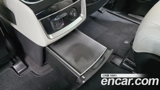 2023 Kia Carnival 4Generation 9-Seater Signature Sold VIN KNANE81BBPS341072 – photo 16 2023 Kia Carnival 4Generation 9-Seater Signature Sold VIN KNANE81BBPS341072 – photo 16
