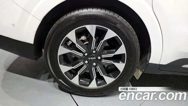 2023 Kia Carnival 4th Gen 9-Seater Signature Sold VIN KNANE81BBPS363738 – photo 22 2023 Kia Carnival 4th Gen 9-Seater Signature Sold VIN KNANE81BBPS363738 – photo 22