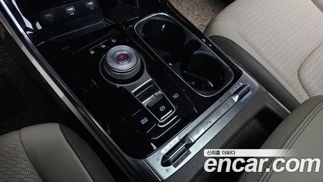 2023 Kia Carnival 4Generation 7-Seater Signature Sold VIN KNANE81BBPS385190 – photo 18 2023 Kia Carnival 4Generation 7-Seater Signature Sold VIN KNANE81BBPS385190 – photo 18