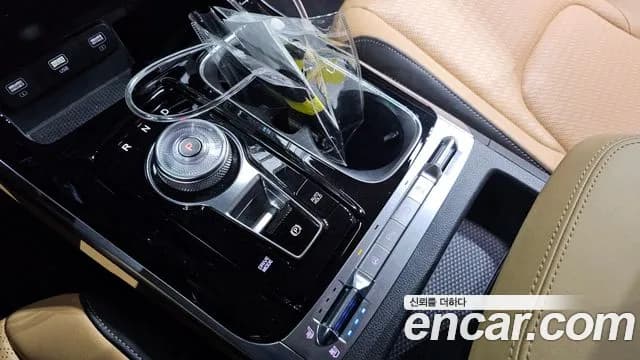 2023 Kia Carnival 4Generation 9-Seater Signature Sold VIN KNANE81BBPS386042 – interior seats 2023 Kia Carnival 4Generation 9-Seater Signature Sold VIN KNANE81BBPS386042 – interior seats