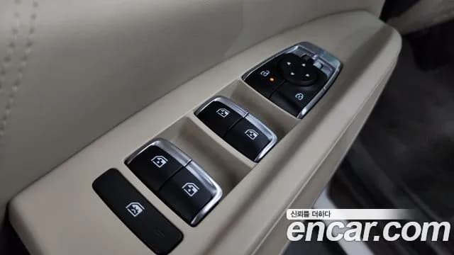 2024 Kia The New Carnival 4th Gen 9-Seater Signature Sold VIN KNANE81BBRS407342 – photo 12 2024 Kia The New Carnival 4th Gen 9-Seater Signature Sold VIN KNANE81BBRS407342 – photo 12