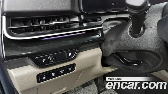2024 Kia The New Carnival 4th Gen 7-Seater Signature Sold VIN KNANE81BBRS408545 – trunk area 2024 Kia The New Carnival 4th Gen 7-Seater Signature Sold VIN KNANE81BBRS408545 – trunk area