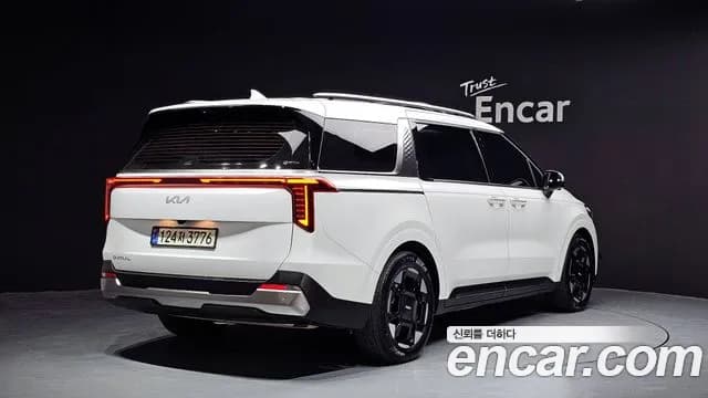 2024 Kia The New Carnival 4th Gen 7-Seater Signature Sold VIN KNANE81BBRS416147 – front exterior 2024 Kia The New Carnival 4th Gen 7-Seater Signature Sold VIN KNANE81BBRS416147 – front exterior