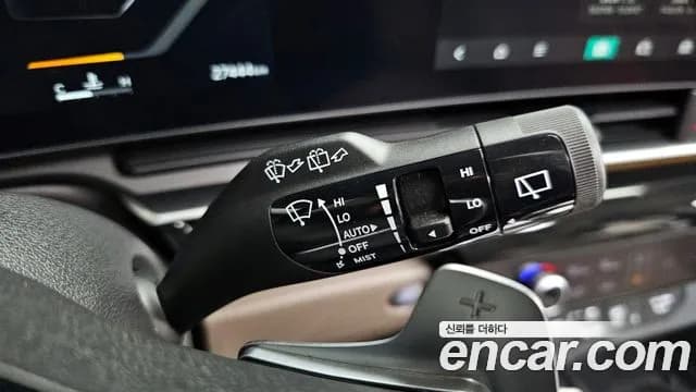 2024 Kia The New Carnival 4th Gen 7-Seater Signature Sold VIN KNANE81BBRS416147 – photo 11 2024 Kia The New Carnival 4th Gen 7-Seater Signature Sold VIN KNANE81BBRS416147 – photo 11
