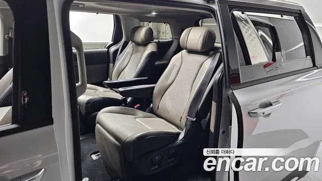 2024 Kia The New Carnival 4th Gen 7-Seater Signature Sold VIN KNANE81BBRS416147 – photo 18 2024 Kia The New Carnival 4th Gen 7-Seater Signature Sold VIN KNANE81BBRS416147 – photo 18