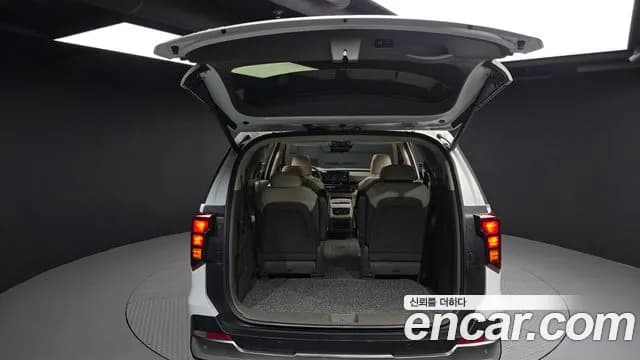 2024 Kia The New Carnival 4th Gen 9-Seater Signature Sold VIN KNANE81BBRS427278 – photo 14 2024 Kia The New Carnival 4th Gen 9-Seater Signature Sold VIN KNANE81BBRS427278 – photo 14